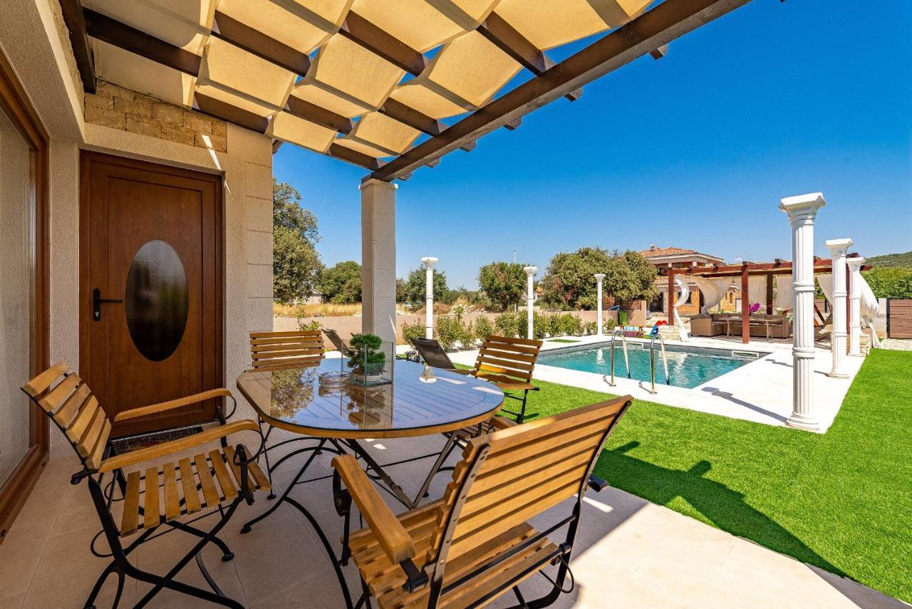 Villa Aldonna Бибинє Екстер'єр фото