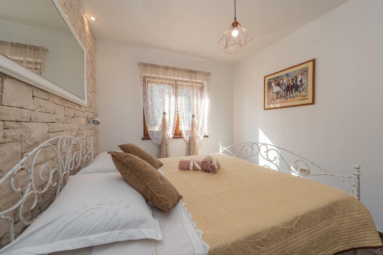 Villa Aldonna Бибинє Екстер'єр фото